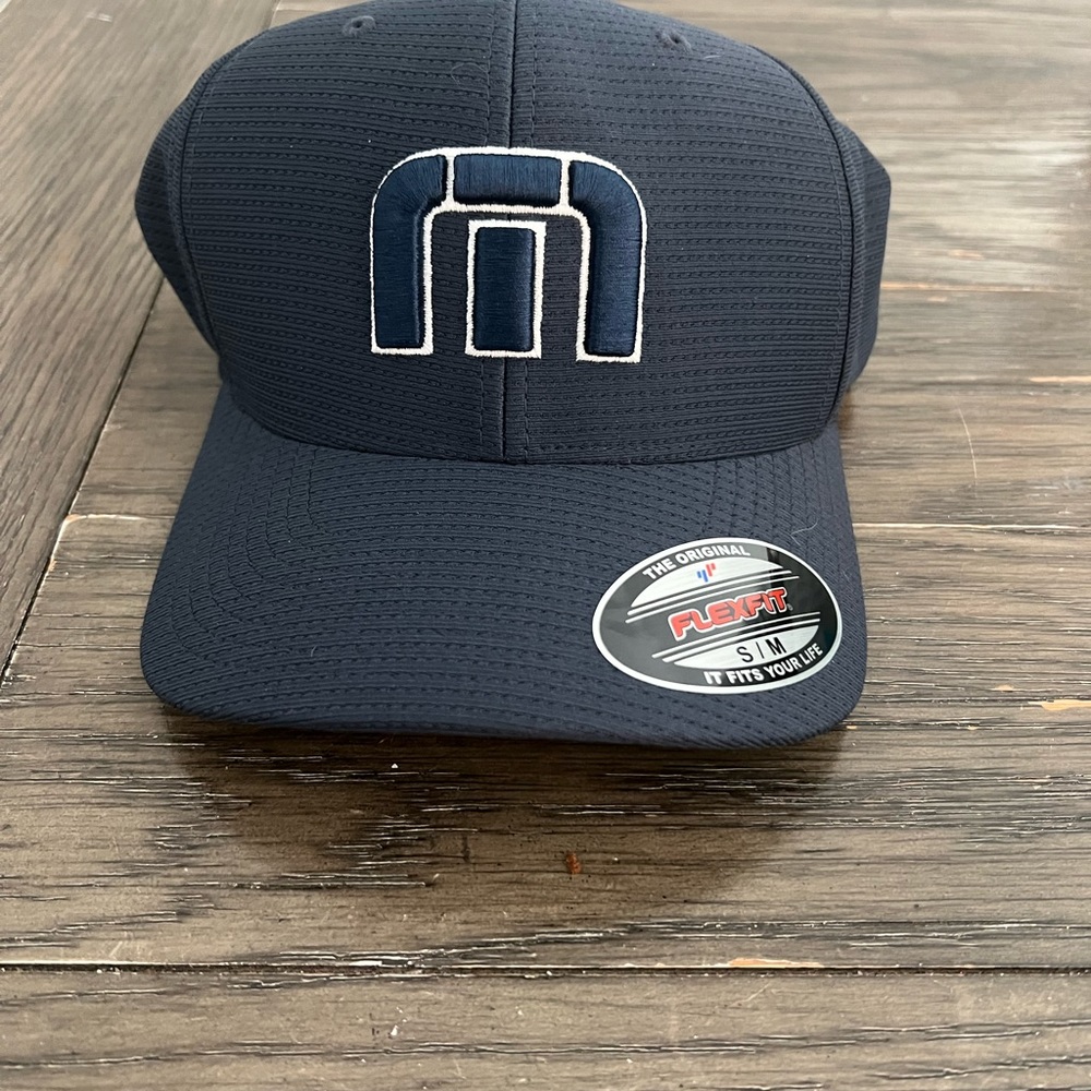 Travis Mathew B-Bahamas Golf Hat -Navy